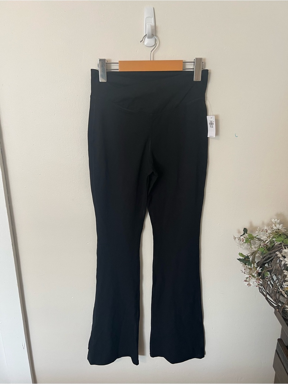 NWT Old Navy Active Girls Black High Rise Flare Yoga Pants XXL 18 Stretch